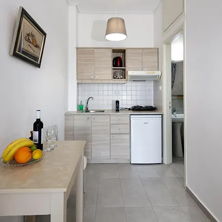 Yiannis Apartments Adelianos Kampos Exterior photo